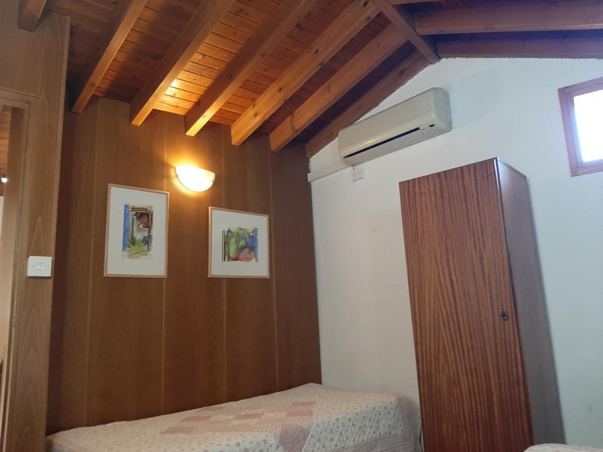 Blue Cottage Apsiou Luaran gambar