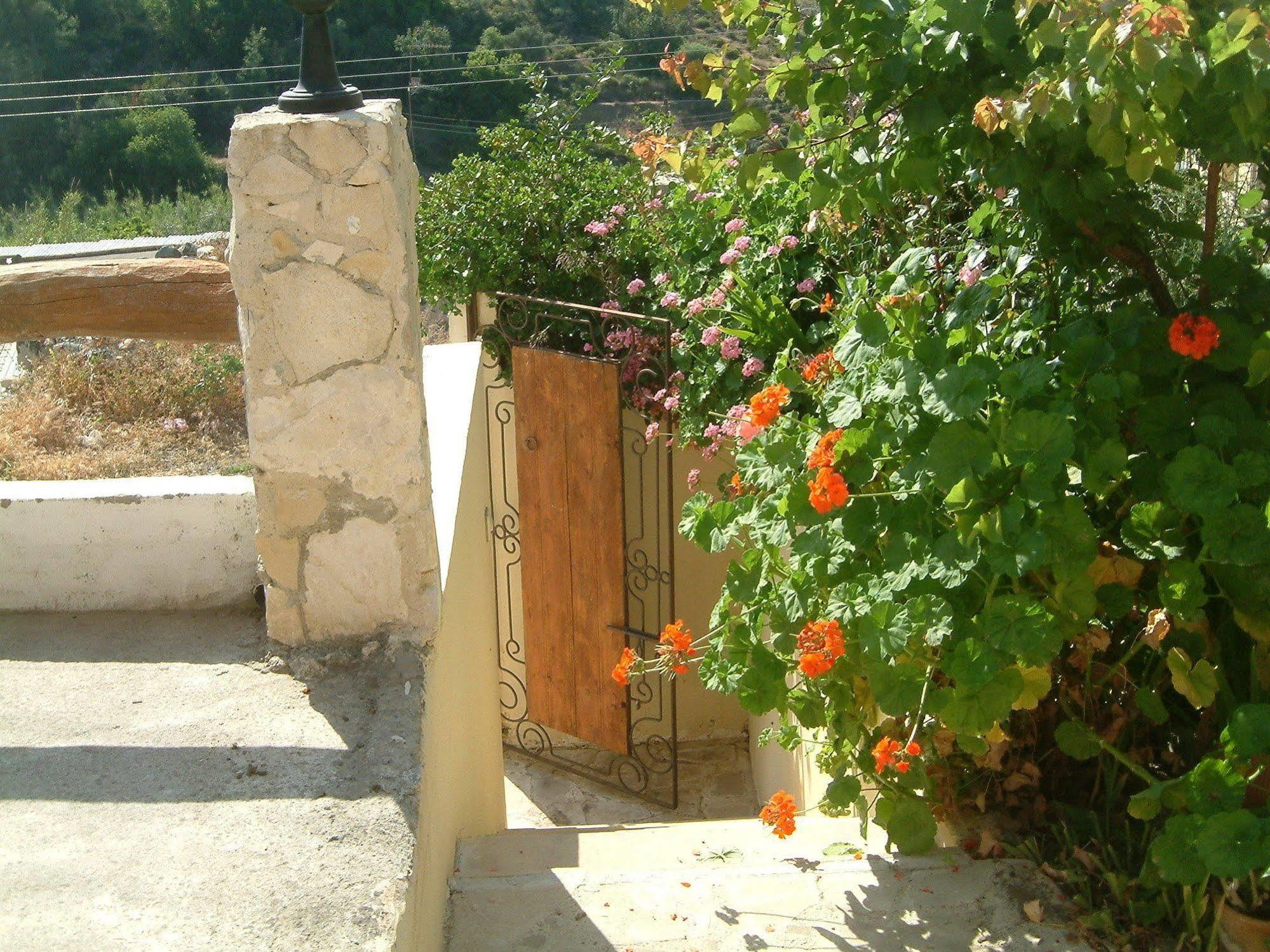 Blue Cottage Apsiou Luaran gambar